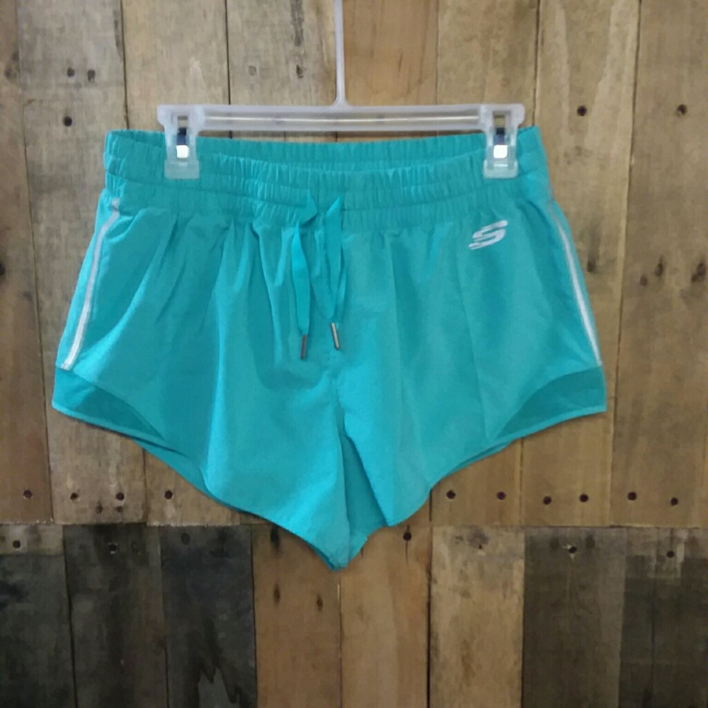 ⭐️ Skecher's Sport Performance Shorts/L
